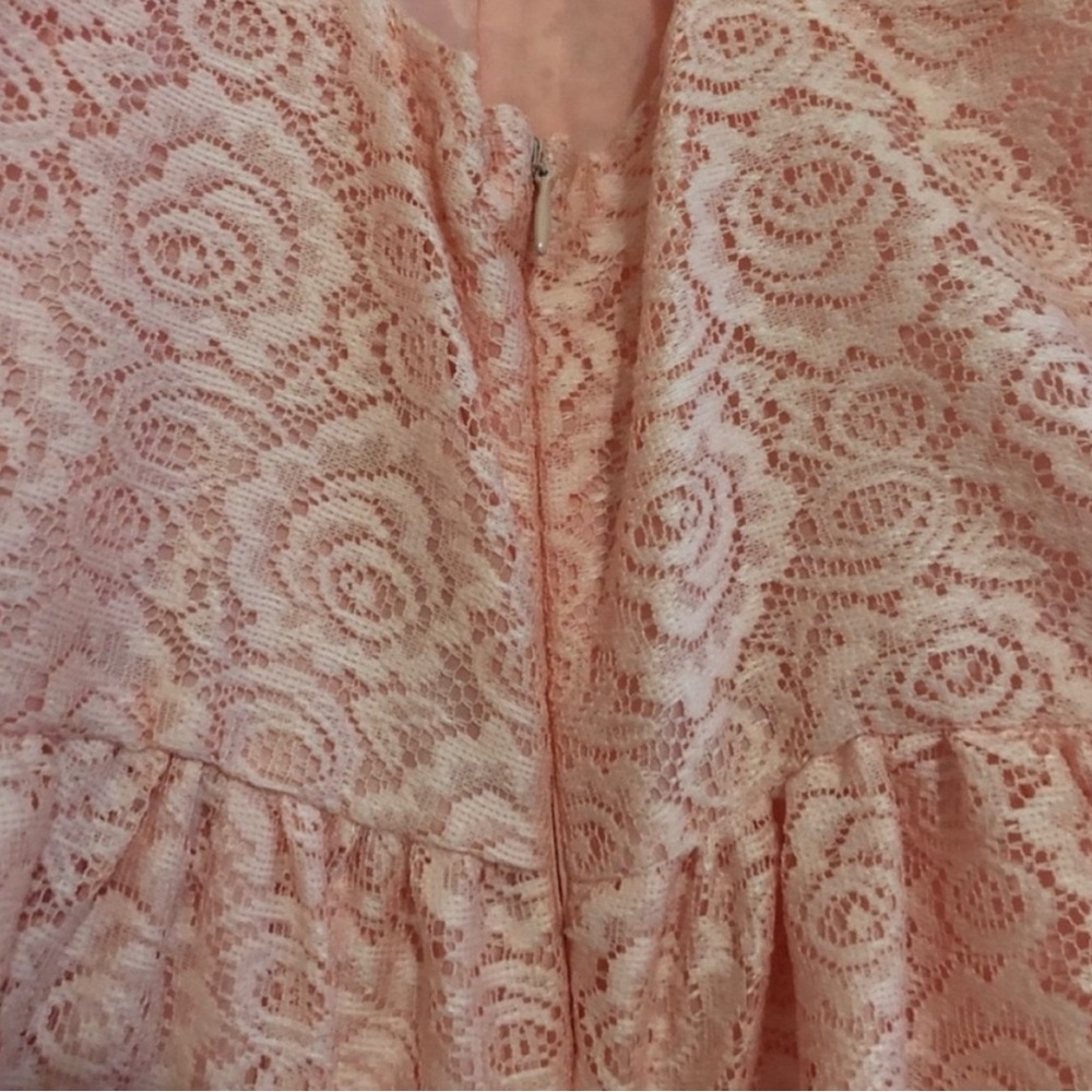 NWT Altar'd State Lace Pink Dress Size Medium - Picture 2 of 5